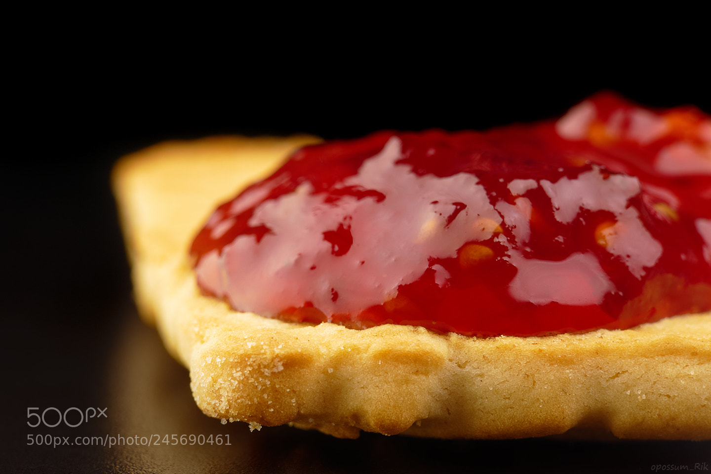 Panasonic Lumix DMC-FZ1000 sample photo. Cookie with a jam photography