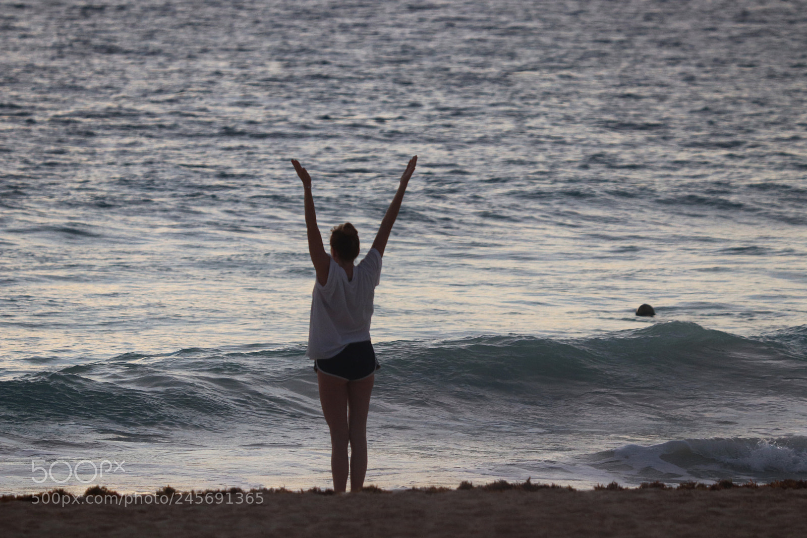 Canon EOS 800D (EOS Rebel T7i / EOS Kiss X9i) sample photo. Yoga on the beach photography