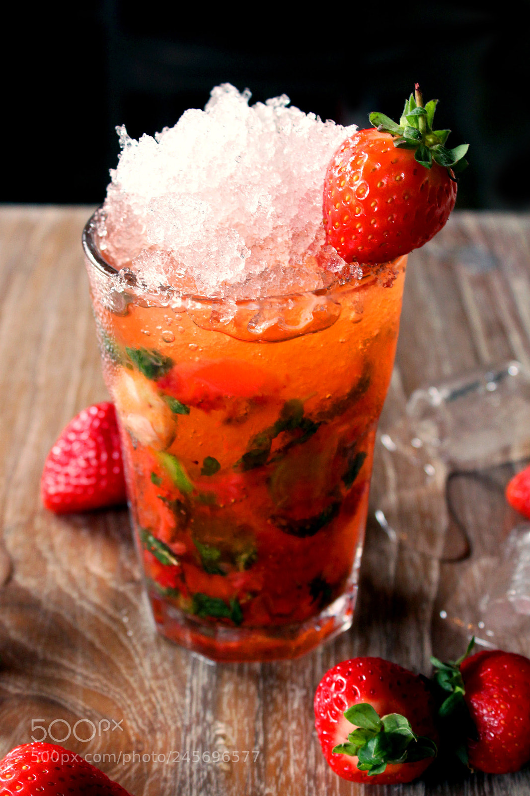 Canon EOS 700D (EOS Rebel T5i / EOS Kiss X7i) sample photo. Strawberry margarita photography