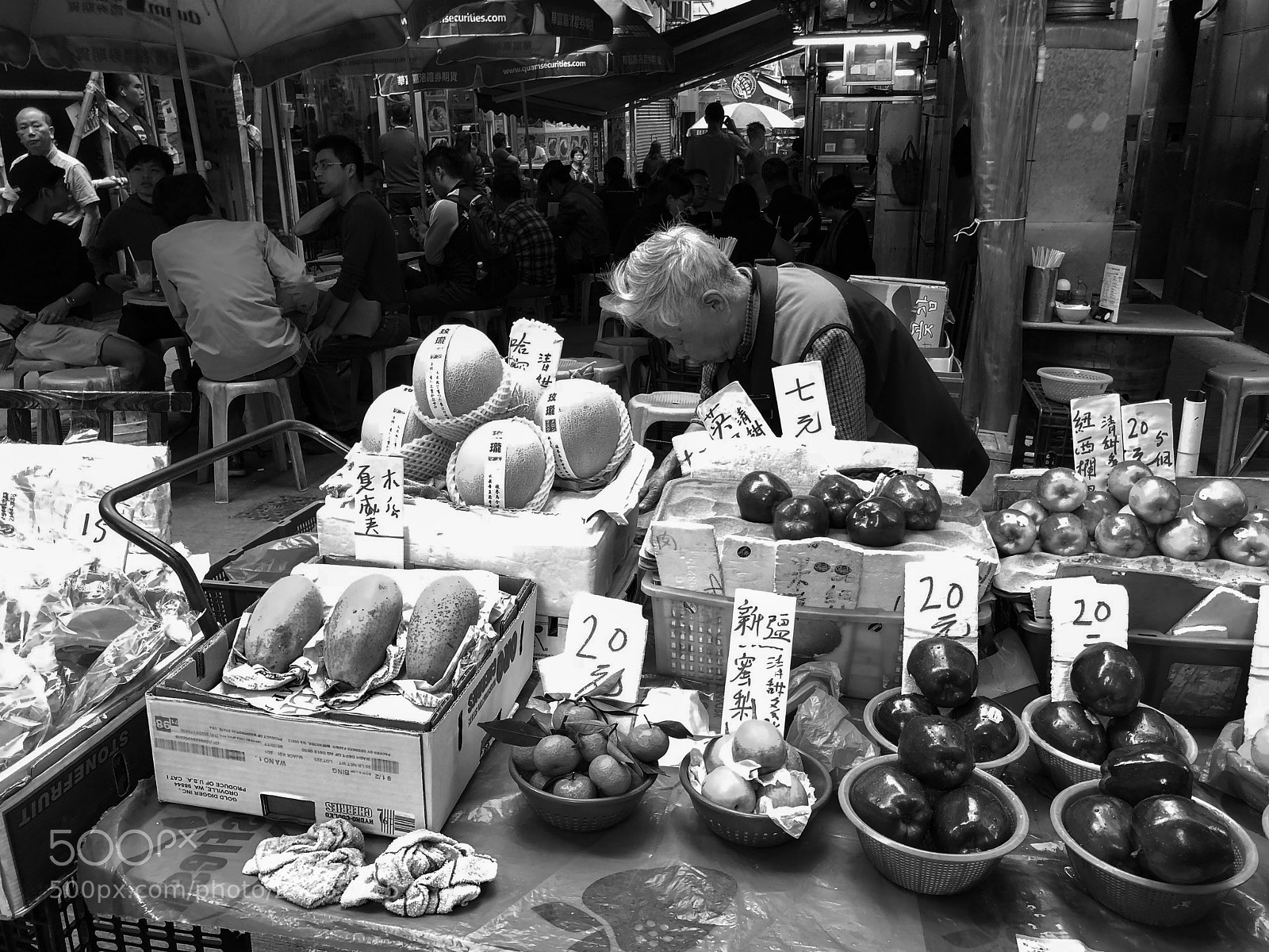 Apple iPhone X sample photo. Stall roadside photography