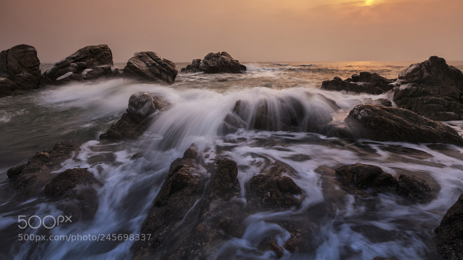 Canon EOS 5DS R sample photo. Waves photography