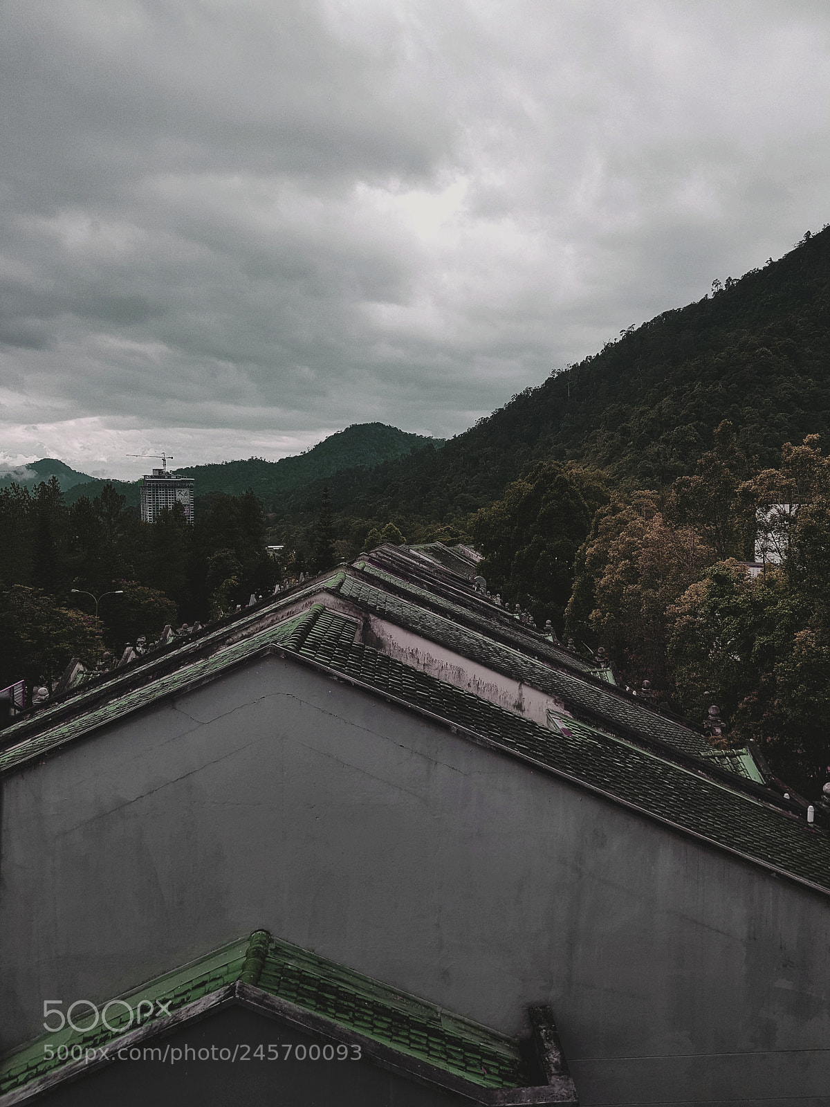 Samsung Galaxy S8+ sample photo. Mysterious village photography