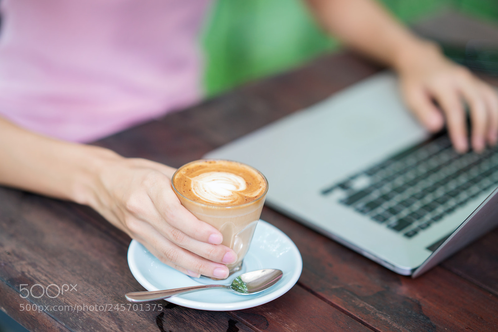 Sony a7R II sample photo. Lady drink a coffee photography