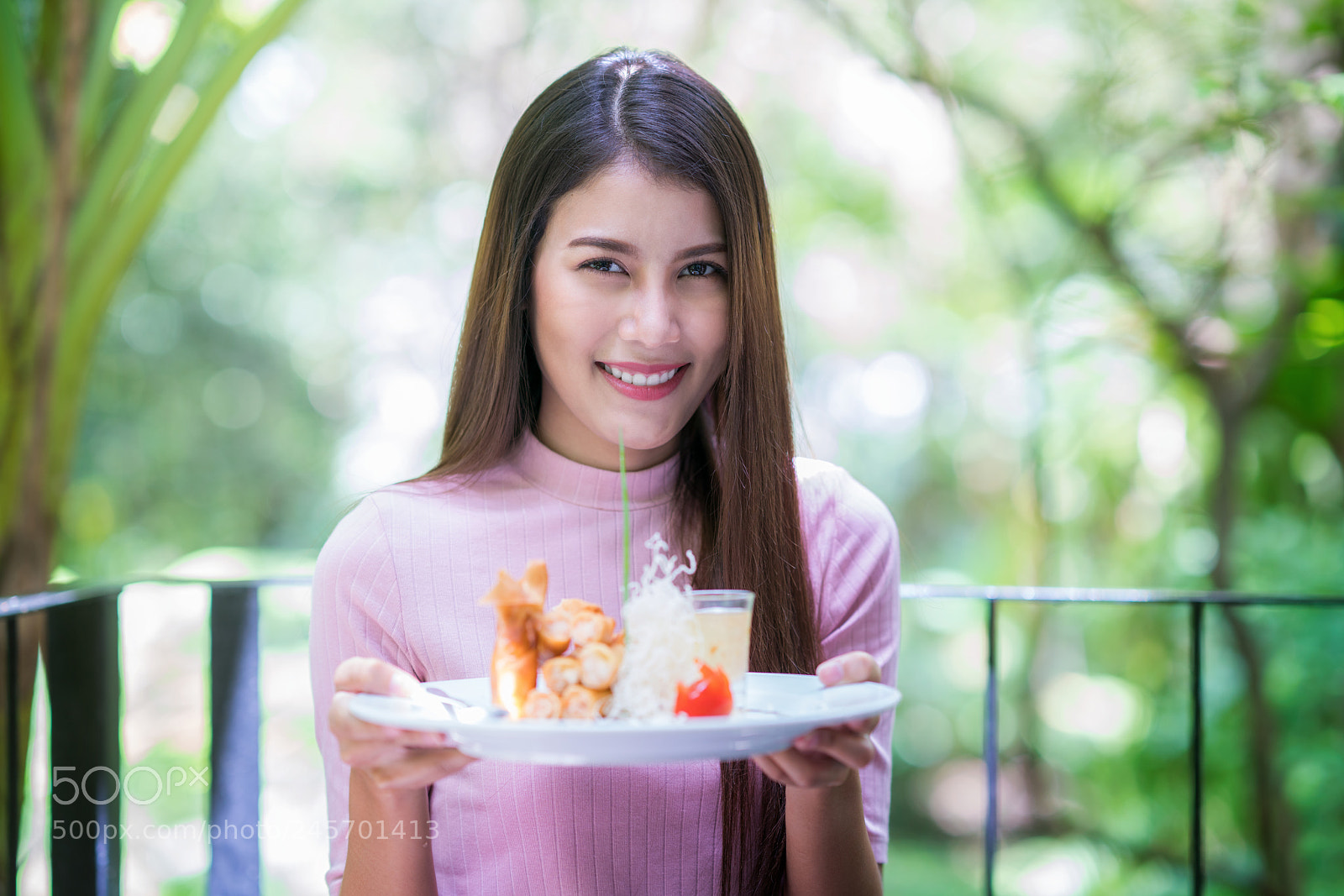 Sony a7R II sample photo. Asian wife make a photography