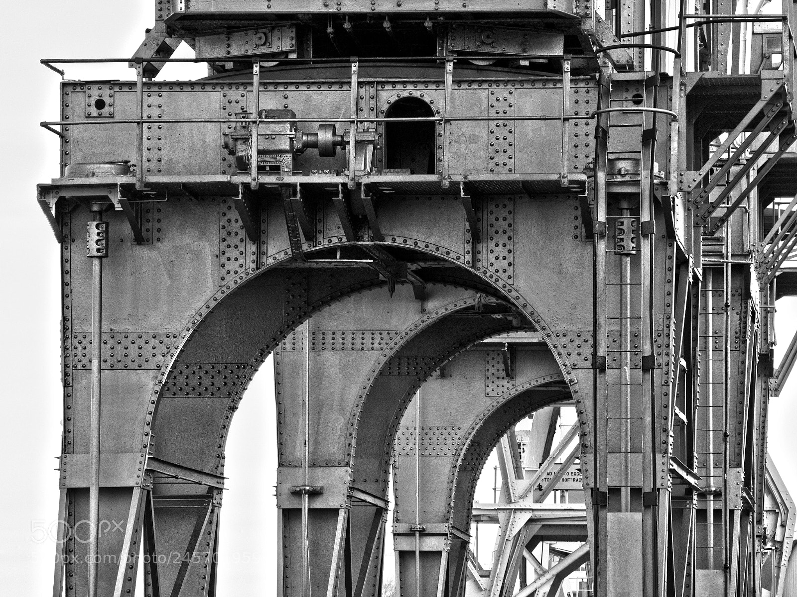 Olympus OM-D E-M1 sample photo. Old cranes in the photography