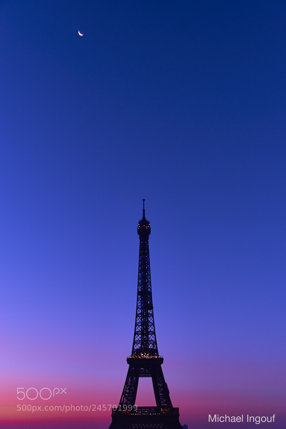 Sony a7 sample photo. Pink sunrise on eiffel photography