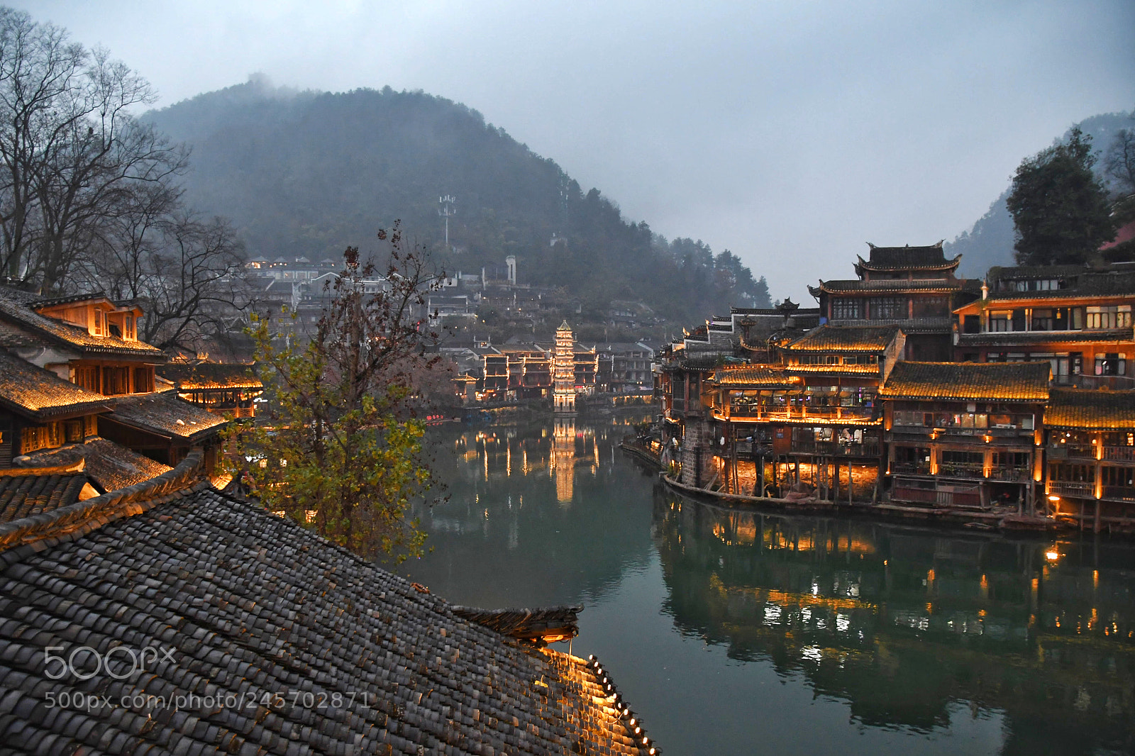Nikon D500 sample photo. Sunset in fenghuang old photography