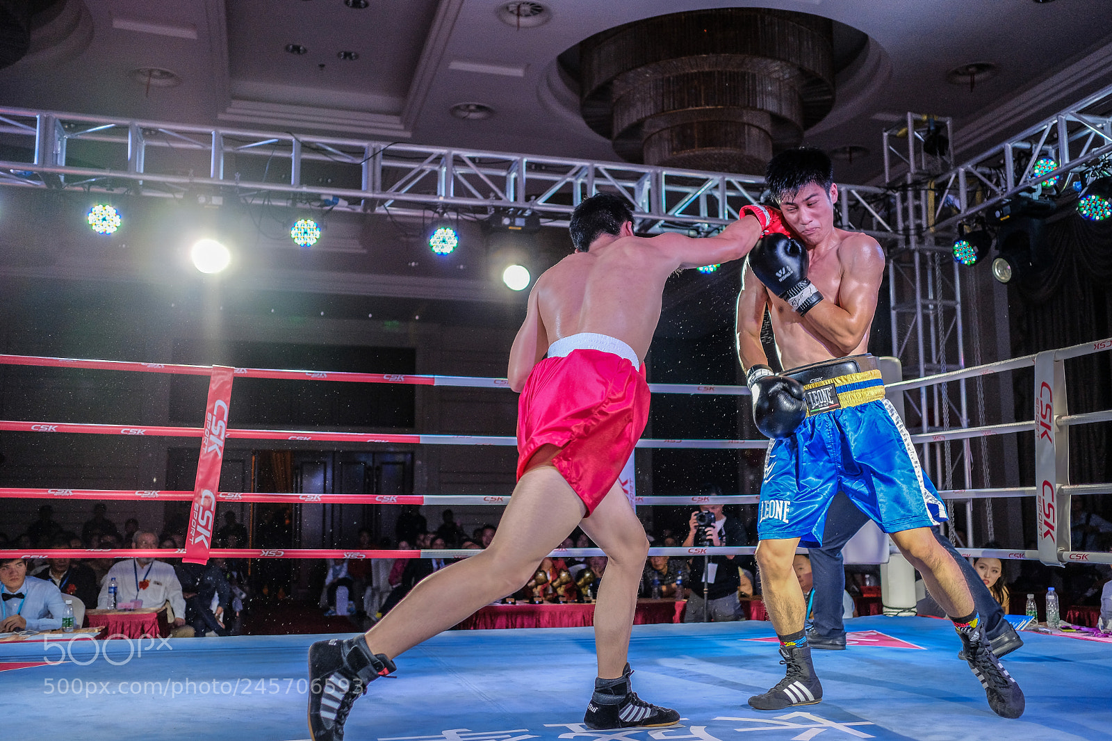 Fujifilm X-Pro2 sample photo. Boxing photography