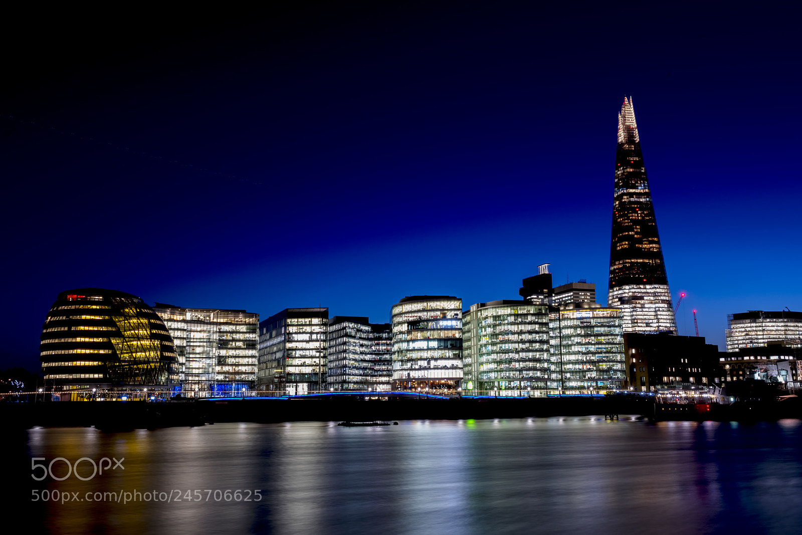 Sony a7R II sample photo. The shard in the photography