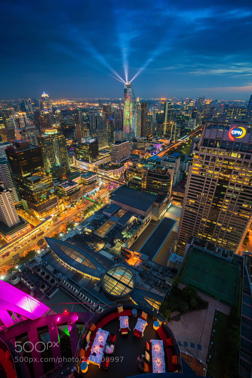 Sony a7R II sample photo. Sunset in ratchaprasong and photography