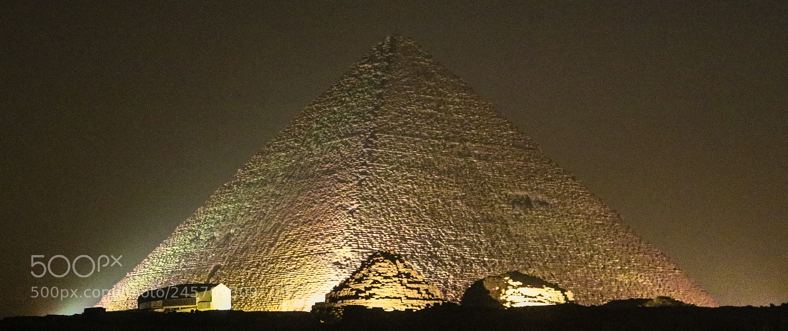Canon EOS 750D (EOS Rebel T6i / EOS Kiss X8i) sample photo. The great pyramid, cairo photography