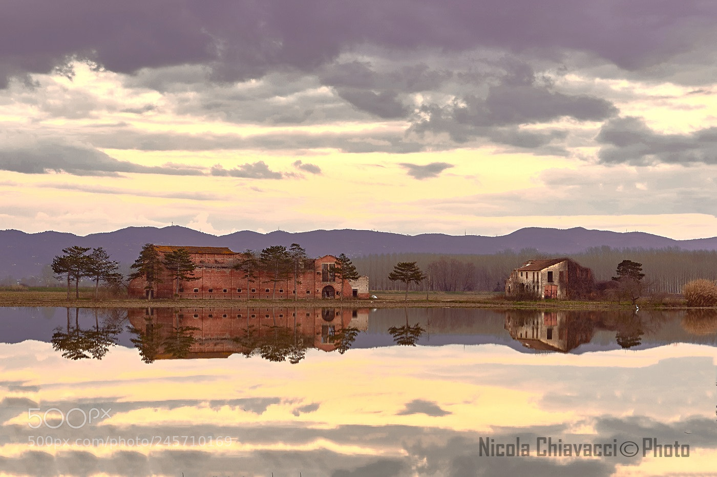 Sony ILCA-77M2 sample photo. Tramonto alla tabacchiera photography