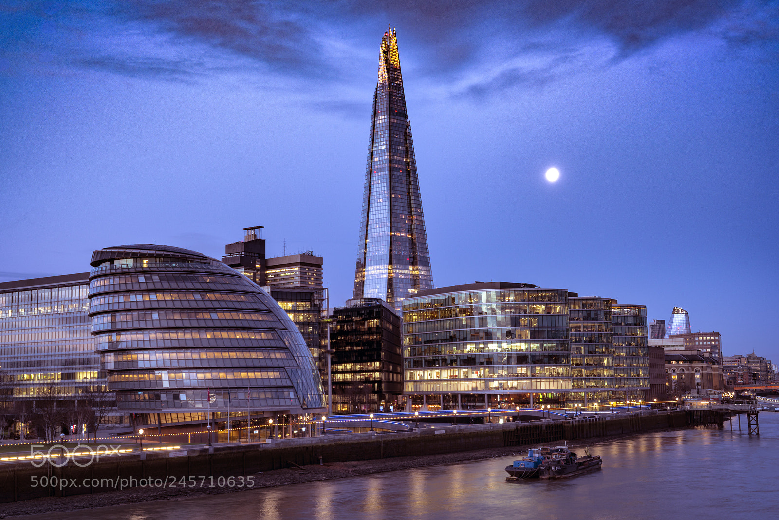 Sony a7R II sample photo. The shard in the photography