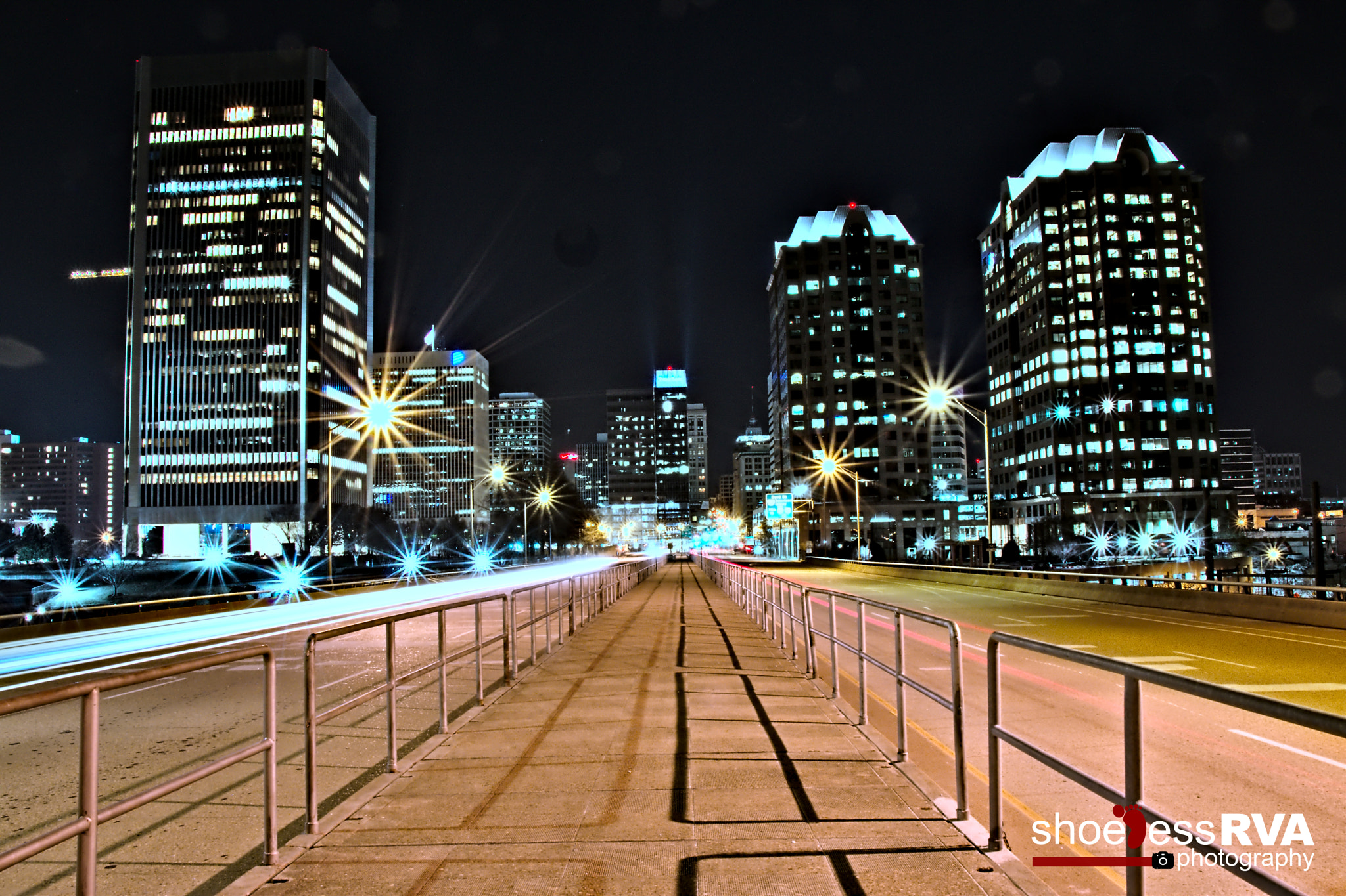 Canon EOS 77D (EOS 9000D / EOS 770D) sample photo. Dowtown rva at night photography