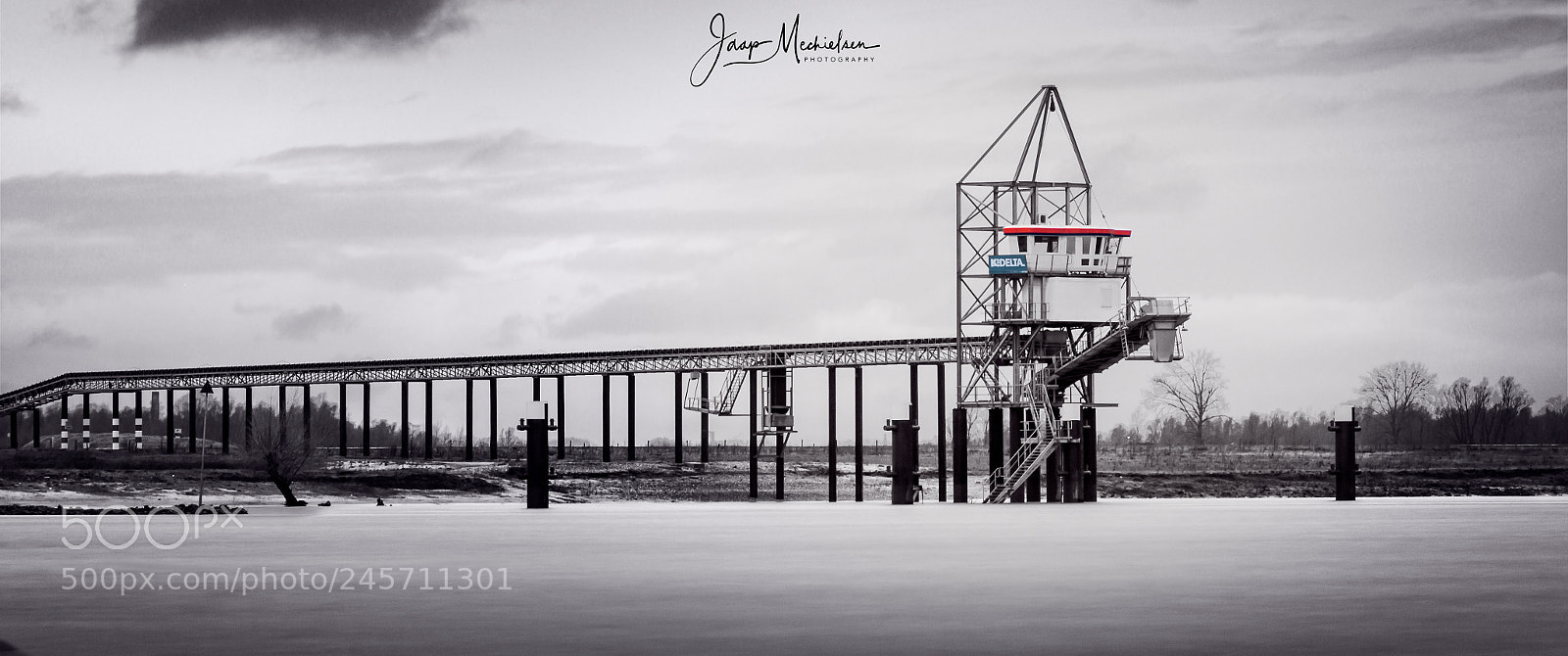 Canon EOS 7D Mark II sample photo. Sand extraction in the photography