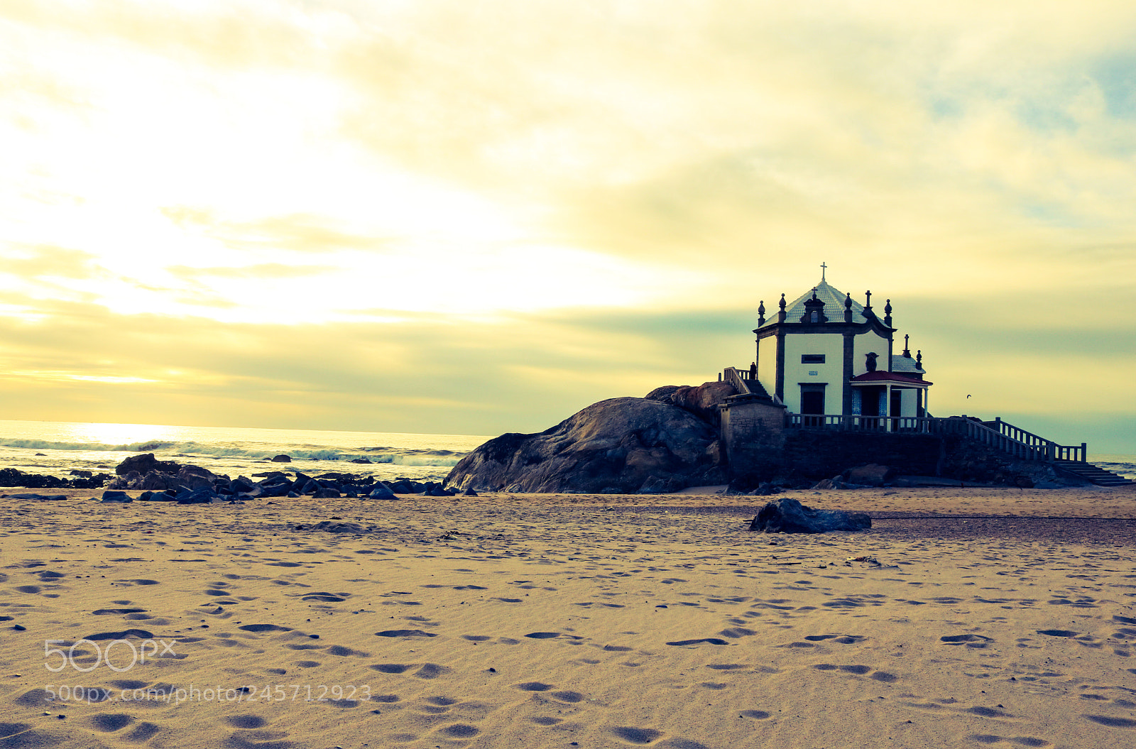 Canon EOS 750D (EOS Rebel T6i / EOS Kiss X8i) sample photo. Chapel by the sea!!!!! photography