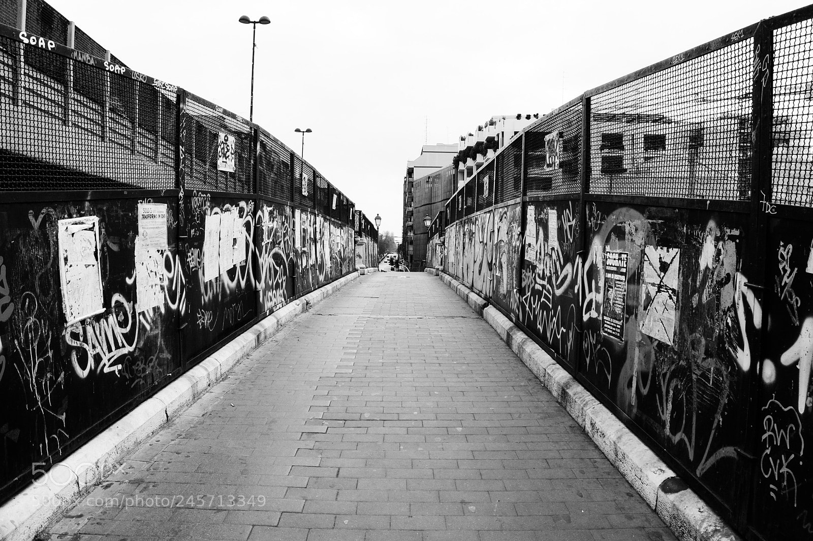 Nikon D3200 sample photo. Station photography