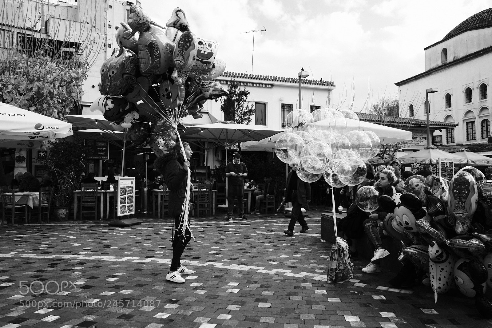 Fujifilm X-T2 sample photo. Balloon girls photography
