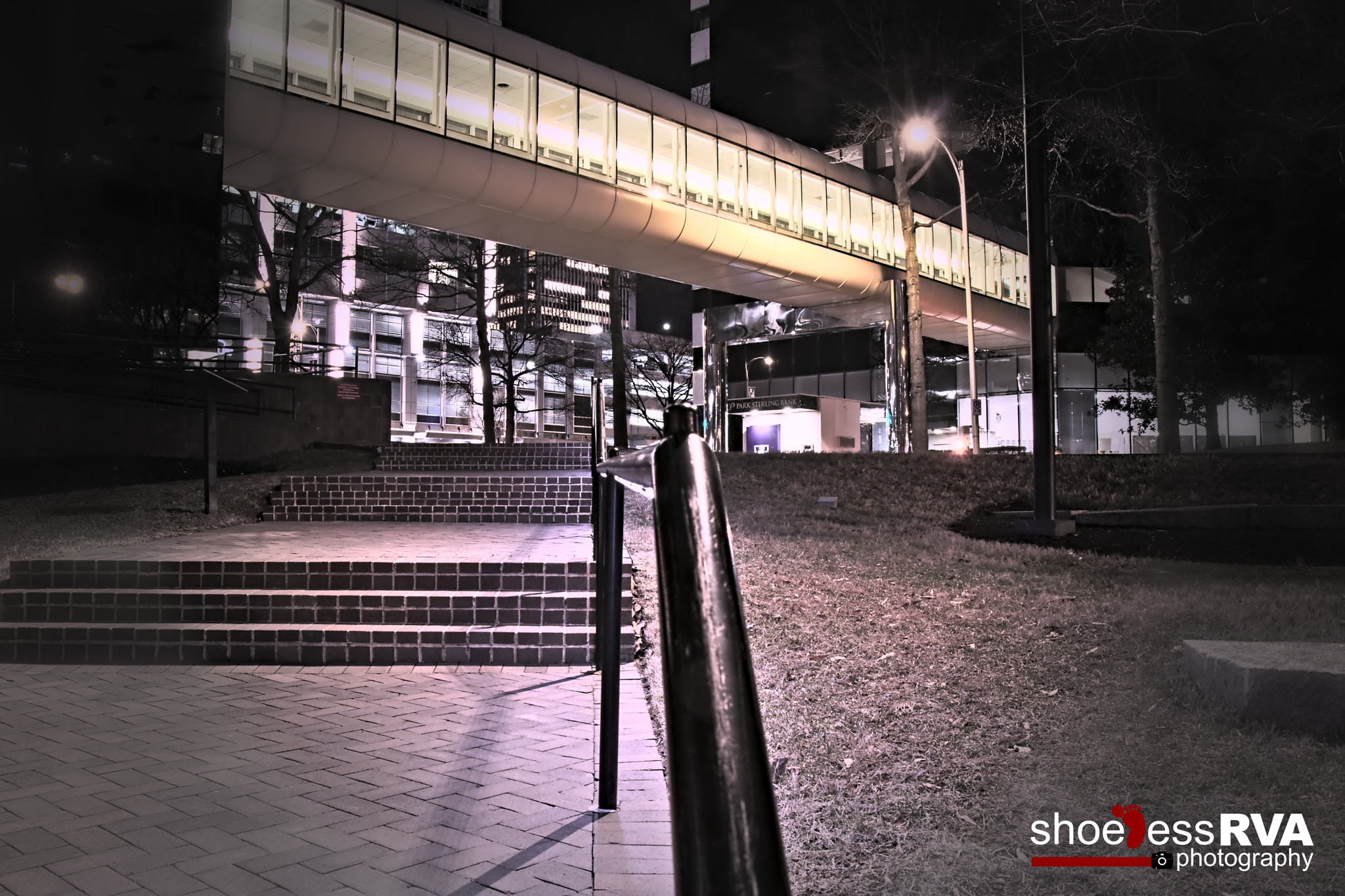 Canon EOS 77D (EOS 9000D / EOS 770D) sample photo. Dowtown rva at night photography