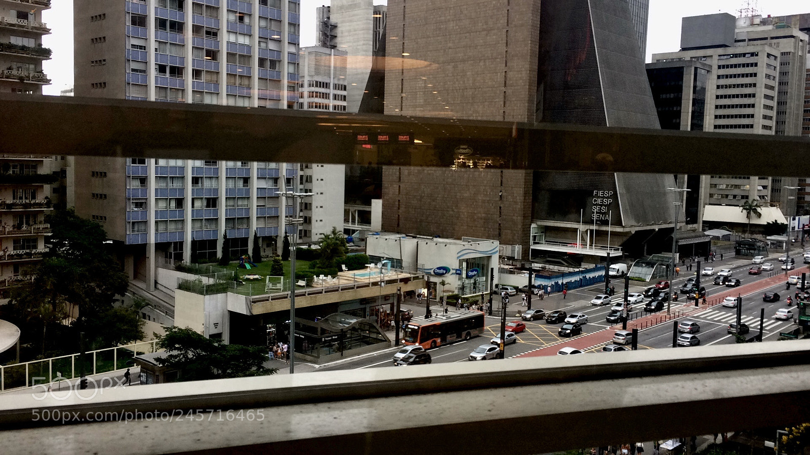 Apple iPhone 5s sample photo. Avenue paulista. s o photography
