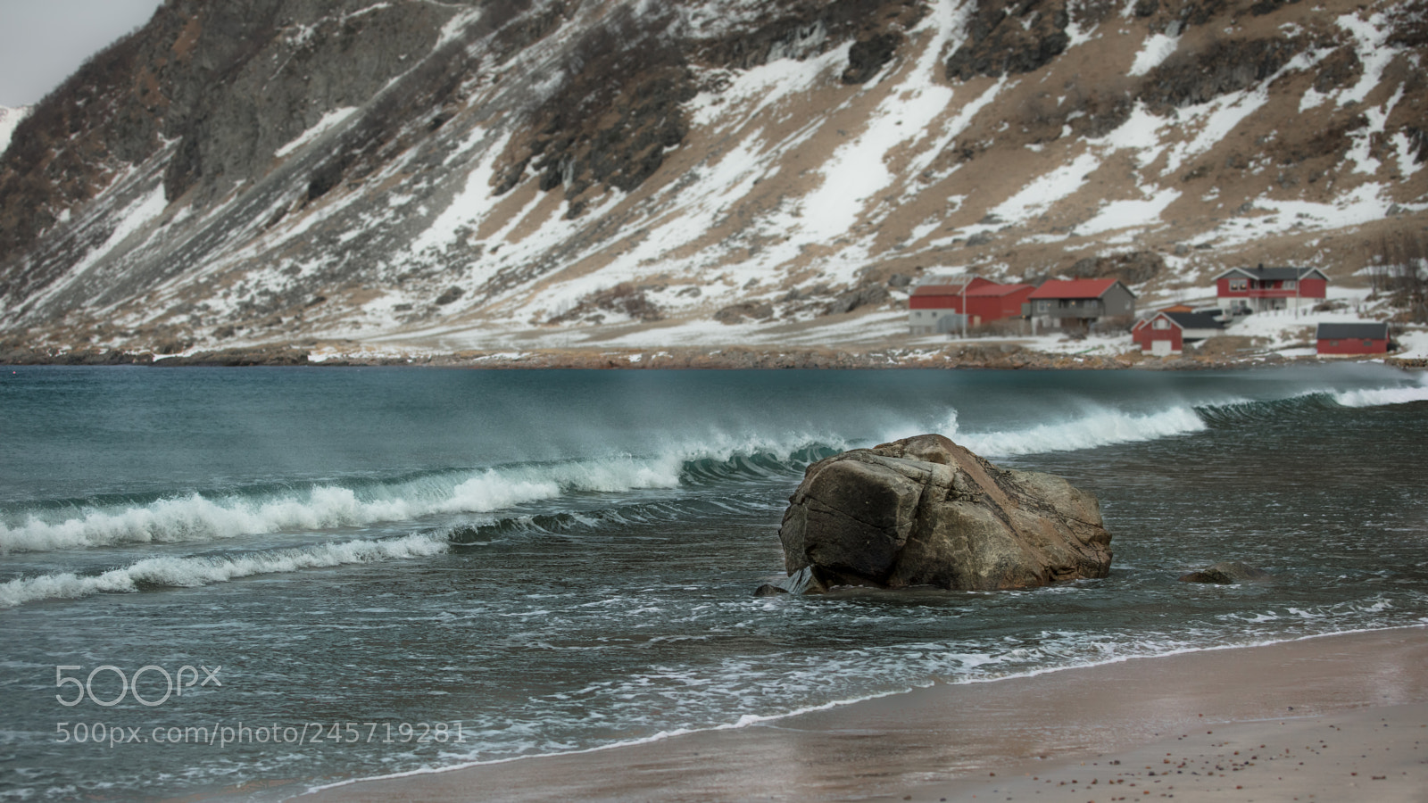 Canon EOS 5DS R sample photo. Waves against the wind photography