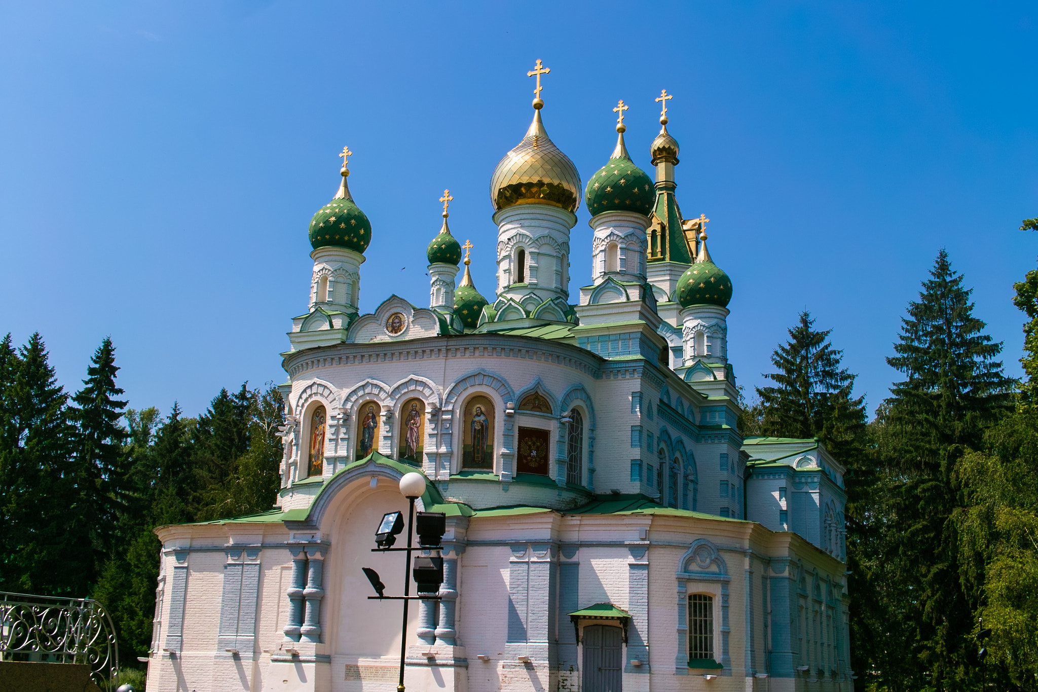 Sigma DP2 sample photo. Poltava battlefield cathedral photography