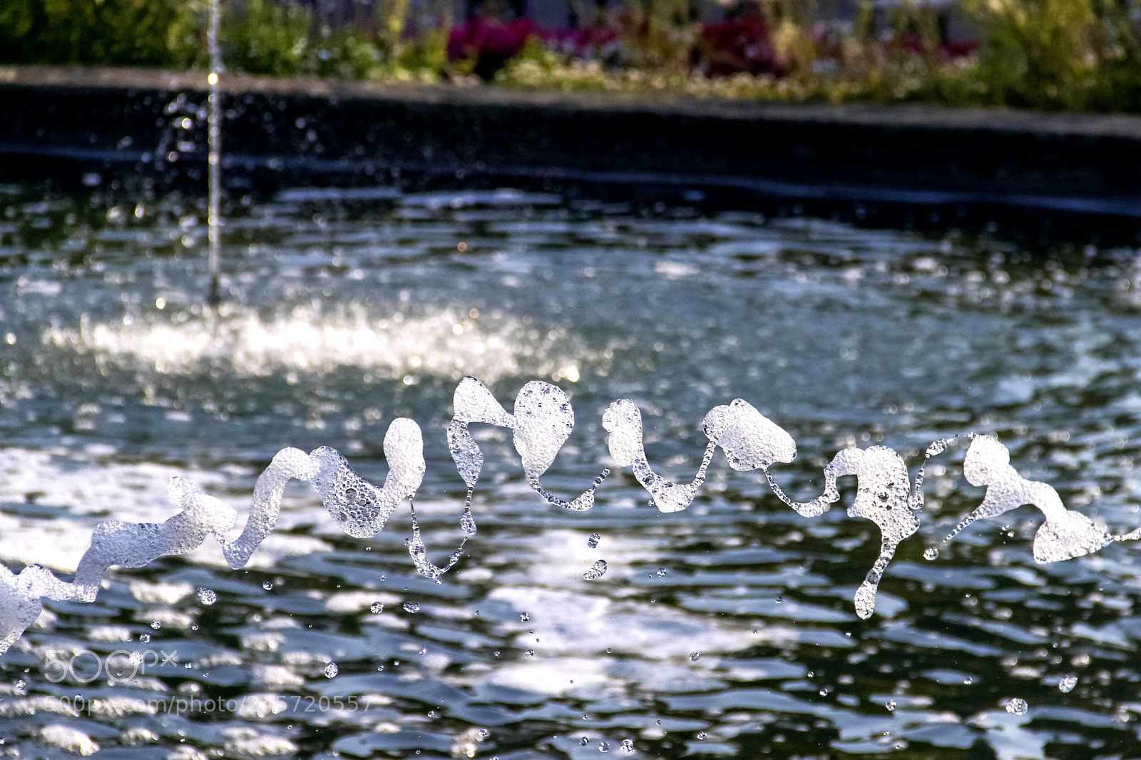 Canon EOS 600D (Rebel EOS T3i / EOS Kiss X5) sample photo. Water and light photography