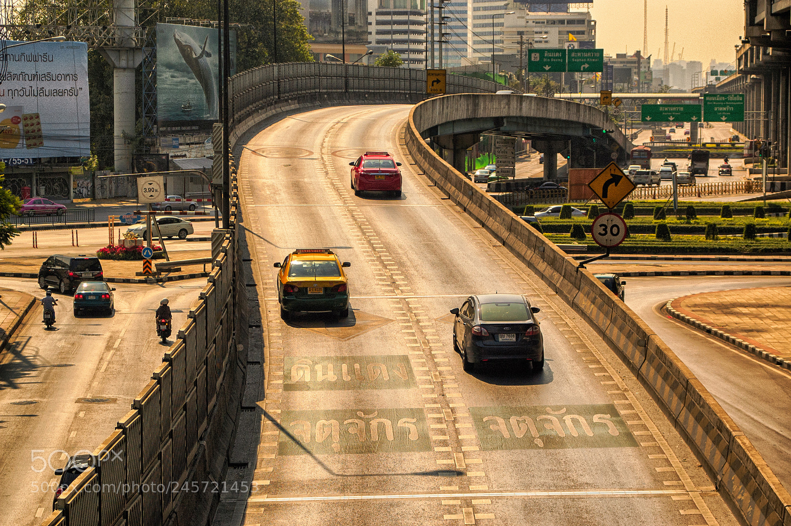 Nikon D70 sample photo. City life #2 photography