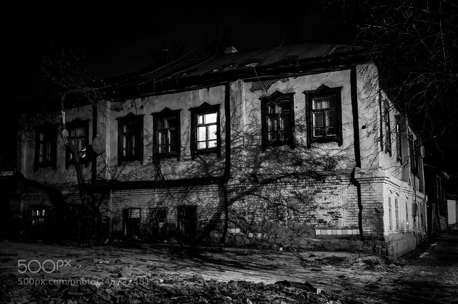 Pentax K-3 II sample photo. Old house in russia photography