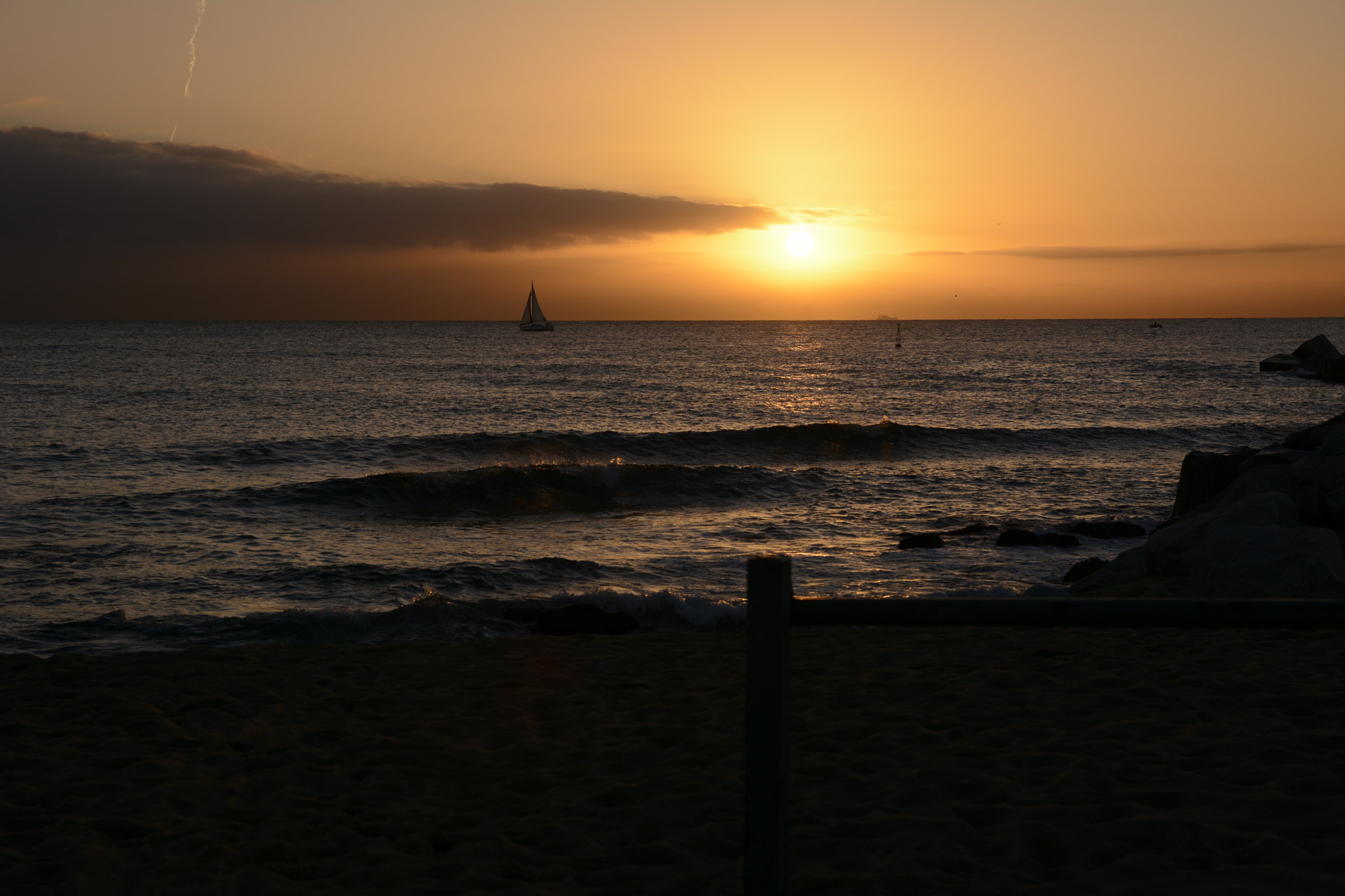 Sigma 17-50mm F2.8 EX DC OS HSM sample photo. Golden sunrise photography