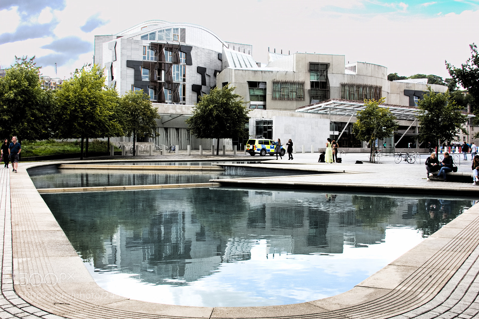 Nikon D40 sample photo. Scottish parliament photography