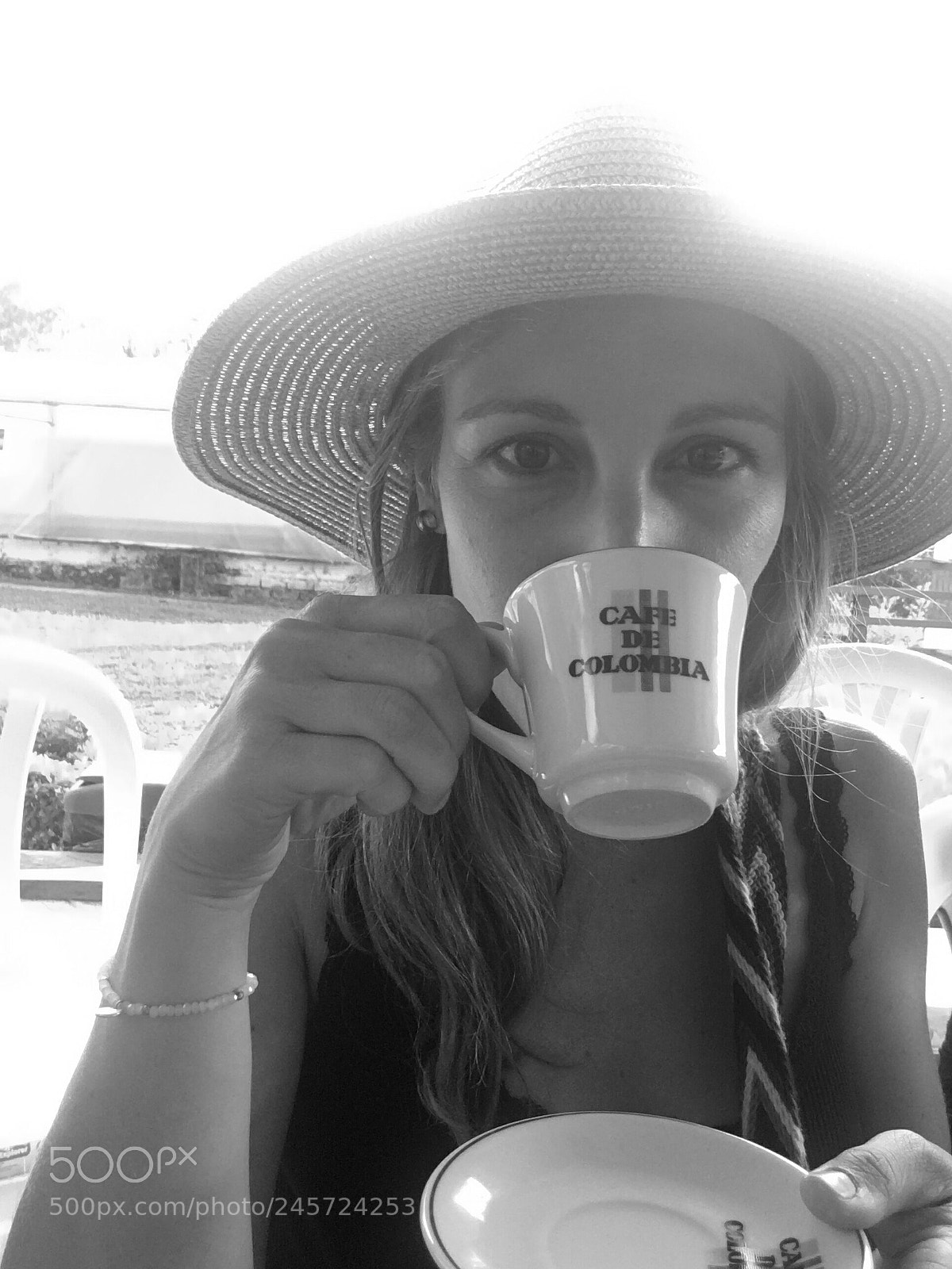 Apple iPhone 6s sample photo. Cafe de colombia photography
