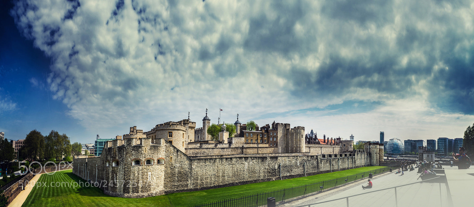 Sony Alpha NEX-5N sample photo. Tower of london photography