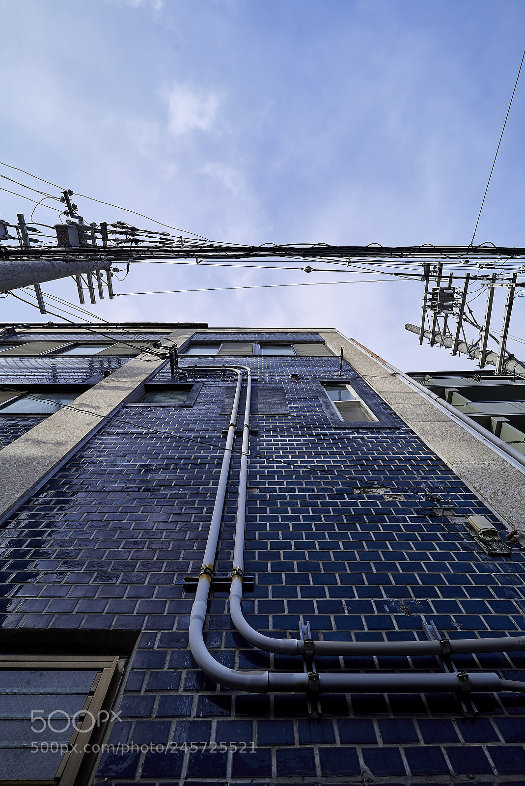 Sony a7S sample photo. Electric line and blue photography