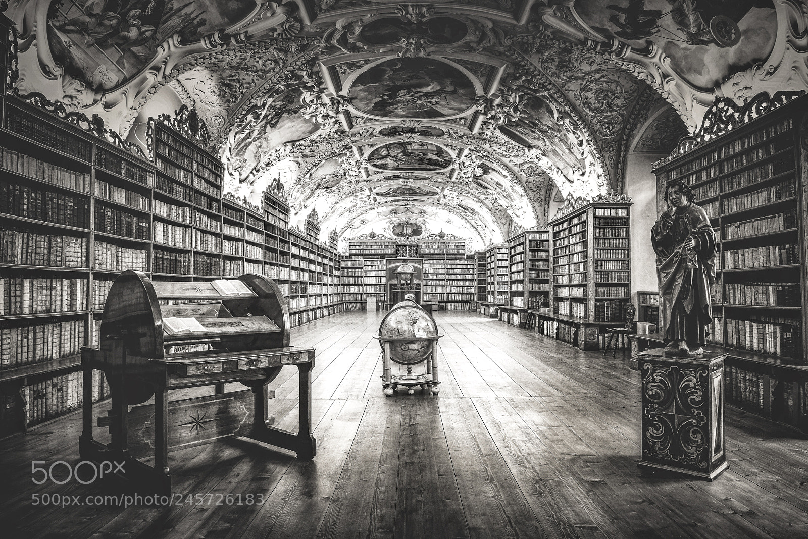 Nikon D810 sample photo. Lots of books but photography