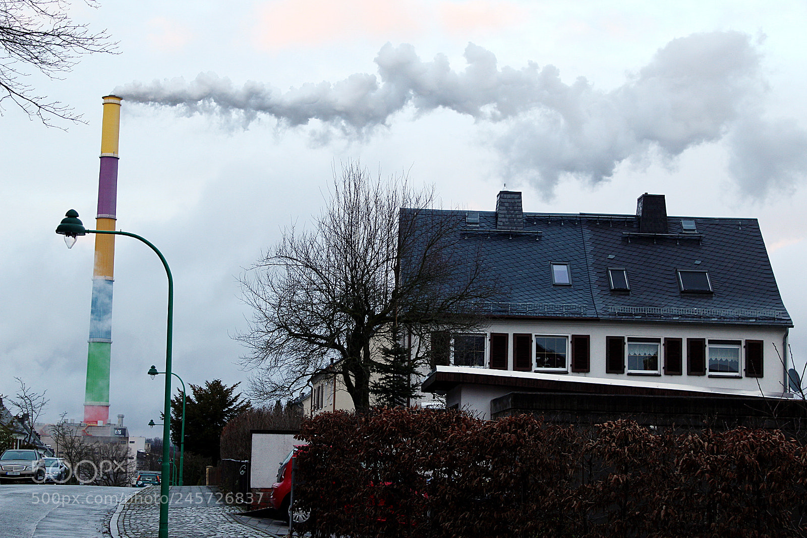 Canon EF-S 18-55mm F3.5-5.6 III sample photo. Heizkraftwerk's famous chimney during photography