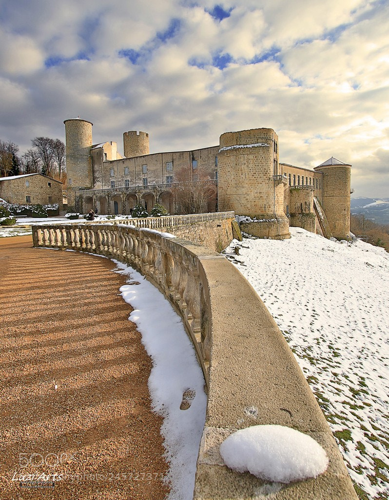 Canon EOS 7D Mark II sample photo. Château de ravel photography