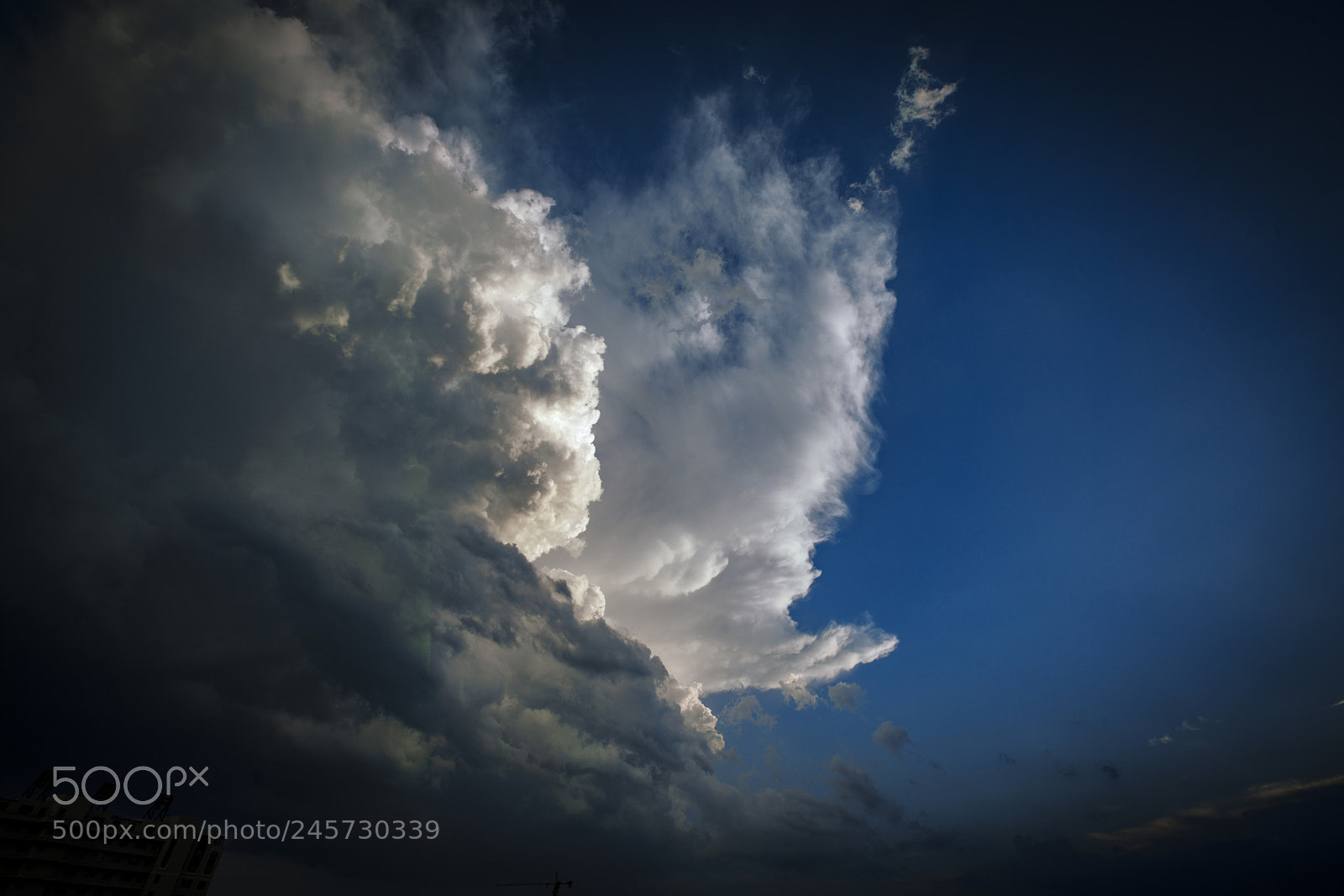 Sony a7R II sample photo. 云 photography