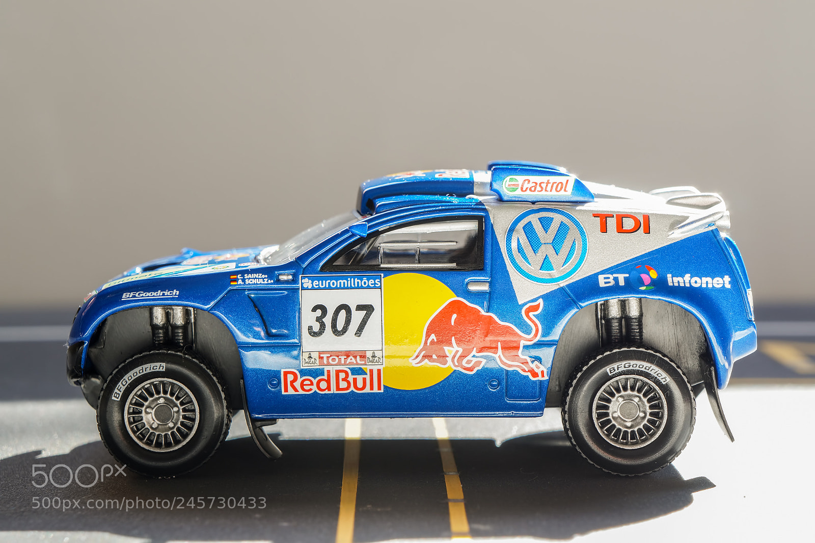 Sony Alpha a3000 sample photo. Volkswagen rt05 race touareg photography