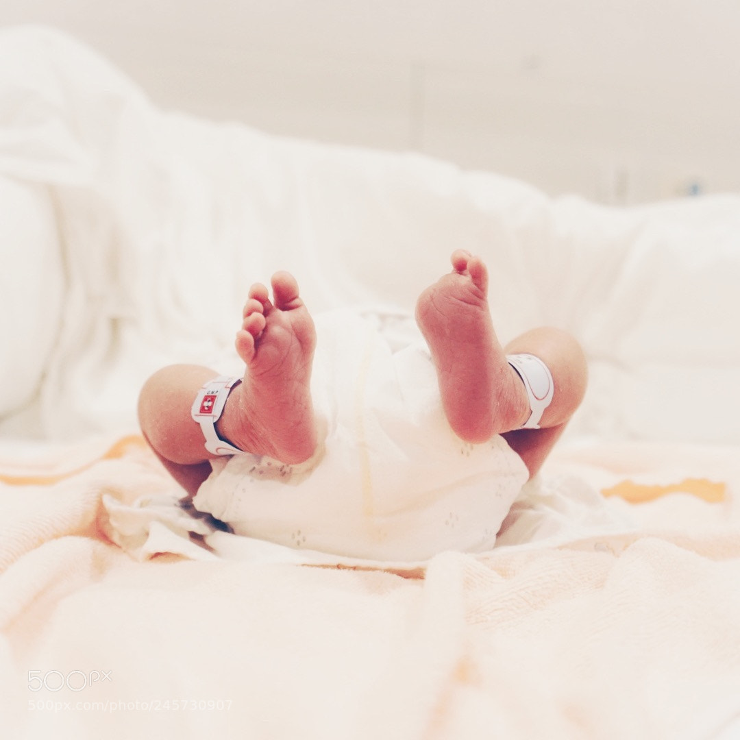 Sony a7 II sample photo. Baby photography