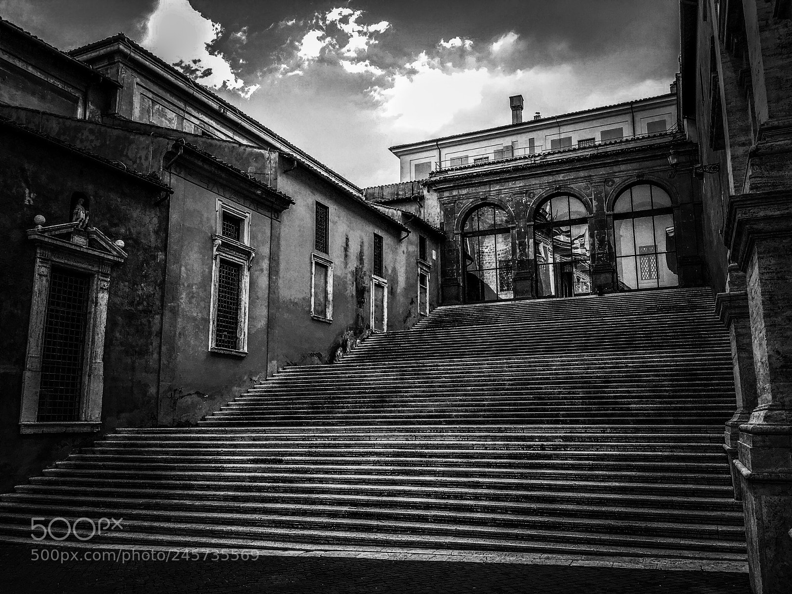 Apple iPhone SE sample photo. Campidoglio photography