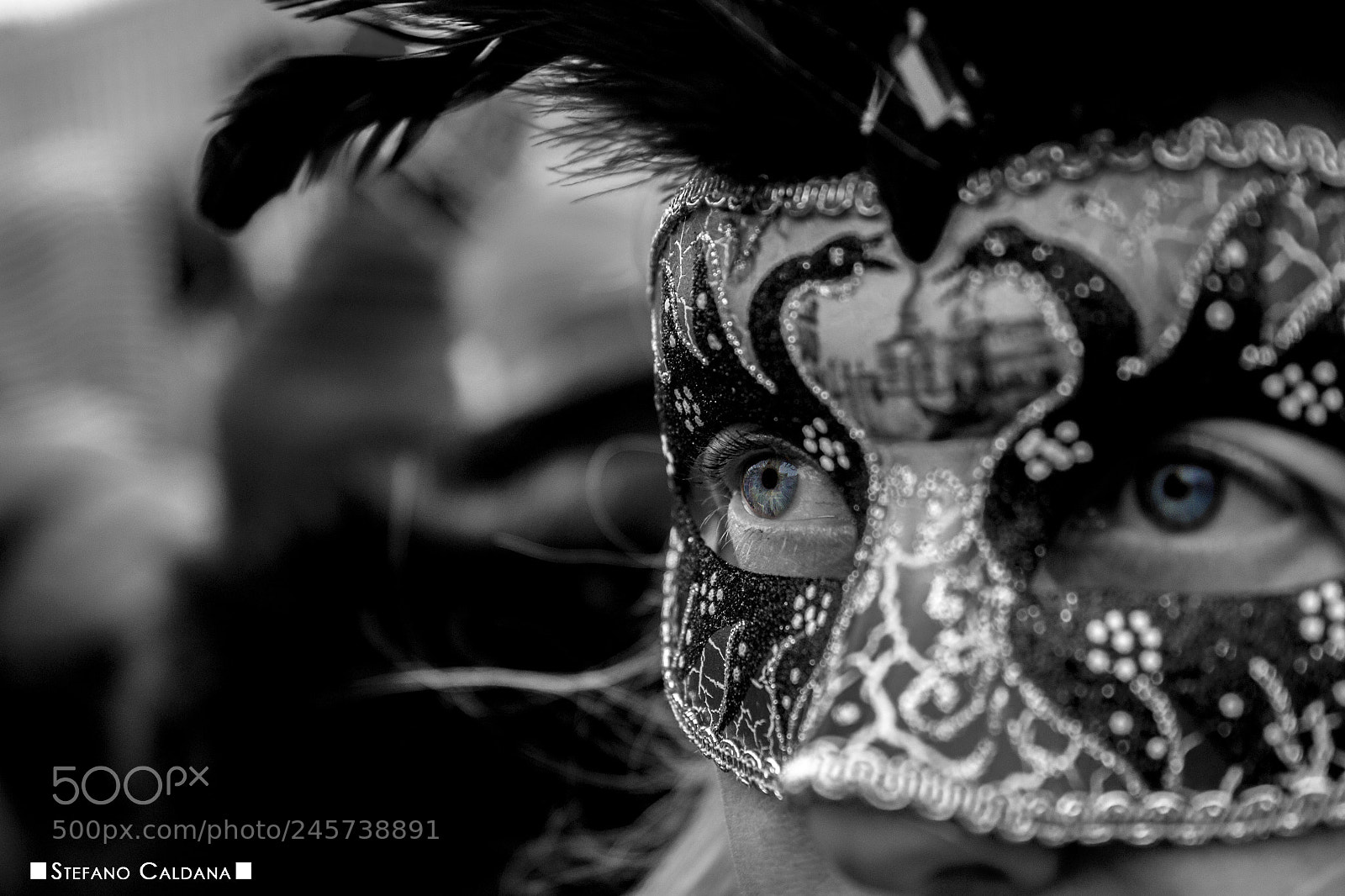 Canon EOS 600D (Rebel EOS T3i / EOS Kiss X5) sample photo. Blue eyes photography
