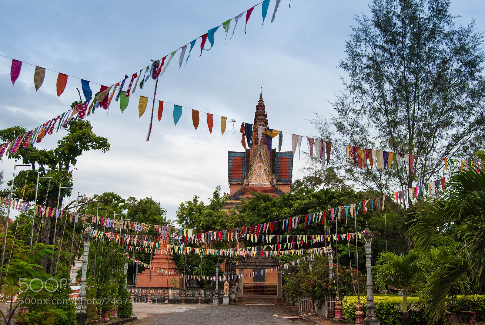 Nikon D3000 sample photo. Temple and prayer flags photography