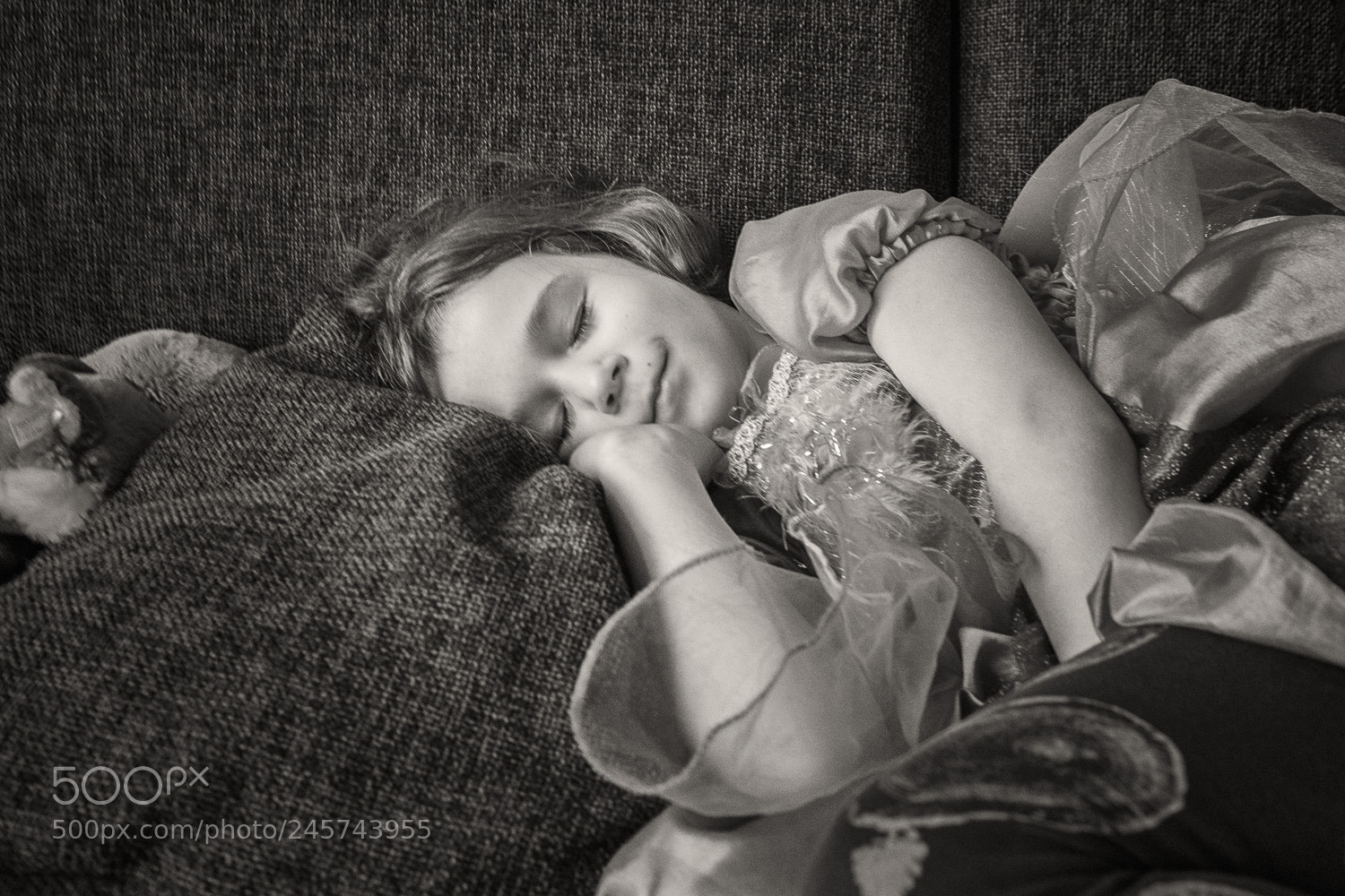Fujifilm X-Pro2 sample photo. Ë sleeps like a fairy photography