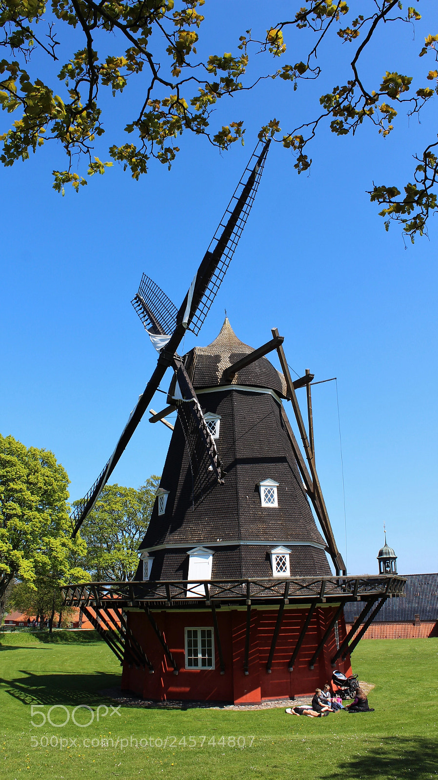 Canon EOS 1300D (EOS Rebel T6 / EOS Kiss X80) sample photo. Windmill at kastellet photography