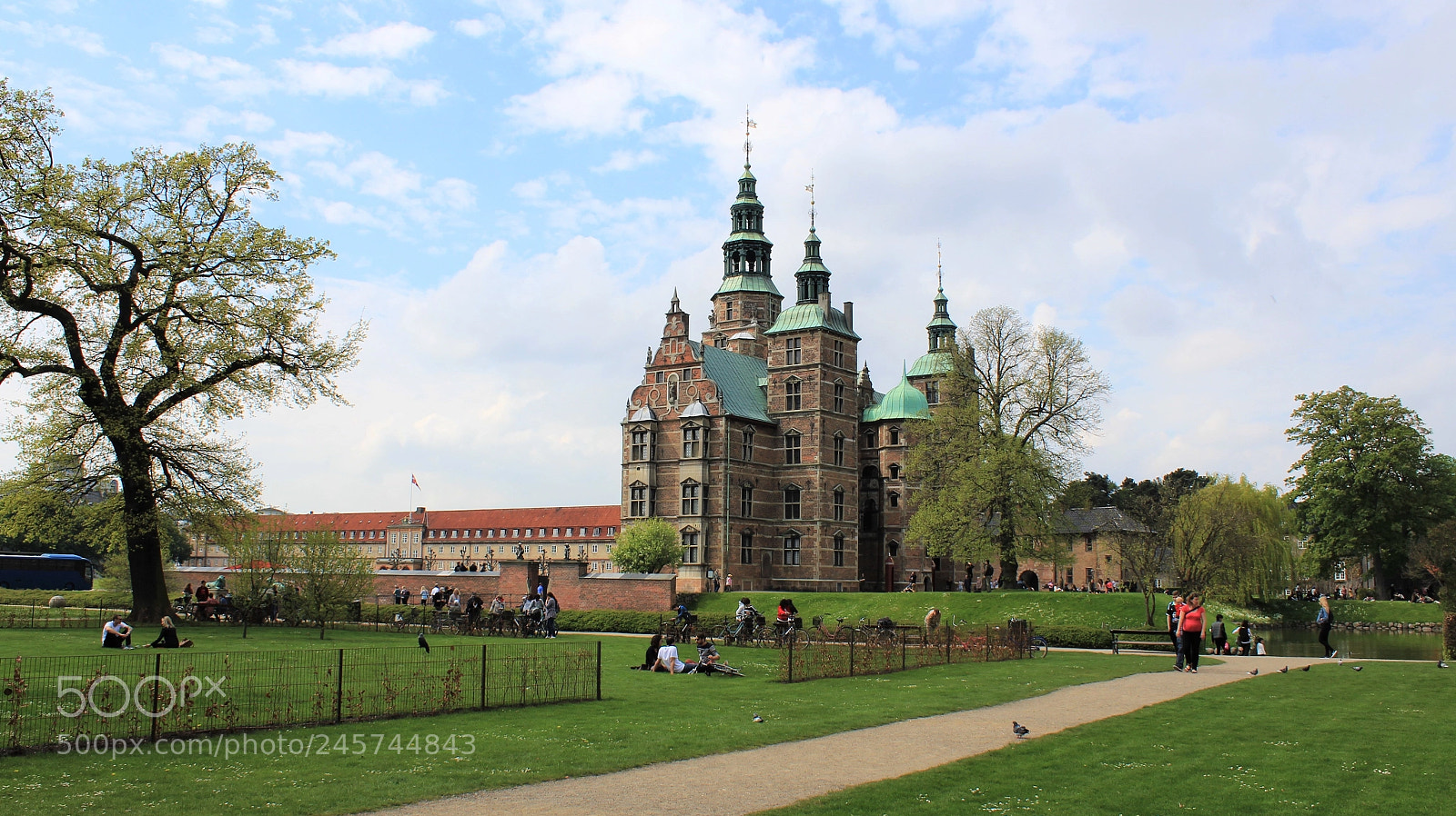 Canon EOS 1300D (EOS Rebel T6 / EOS Kiss X80) sample photo. Rosenborg castle photography