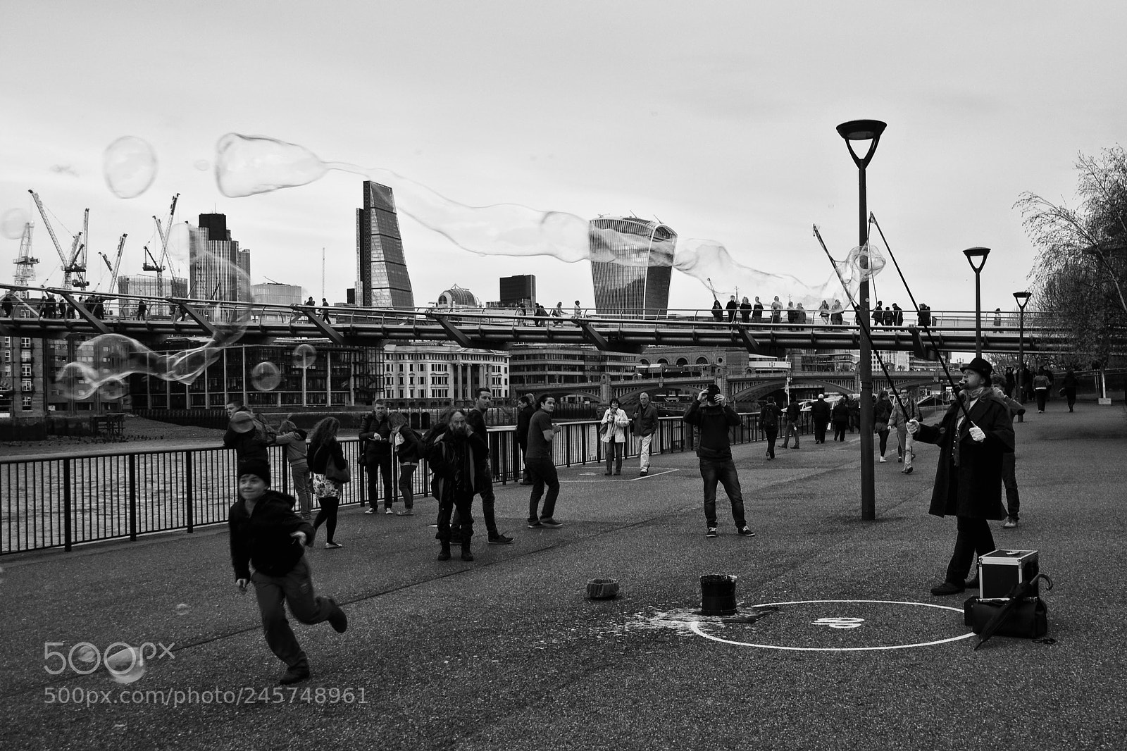 Nikon D300 sample photo. Soap bubbles in london photography