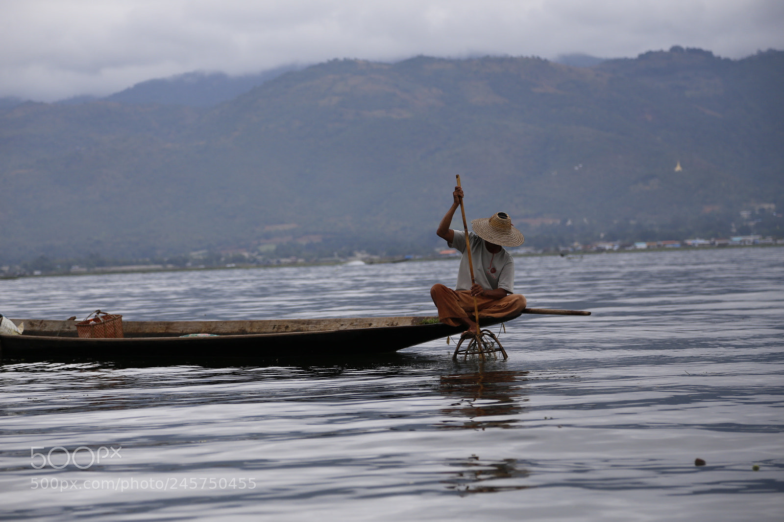Canon EOS 6D + Canon EF 24-105mm F4L IS USM sample photo. Inle lake, myanmar 2018 photography