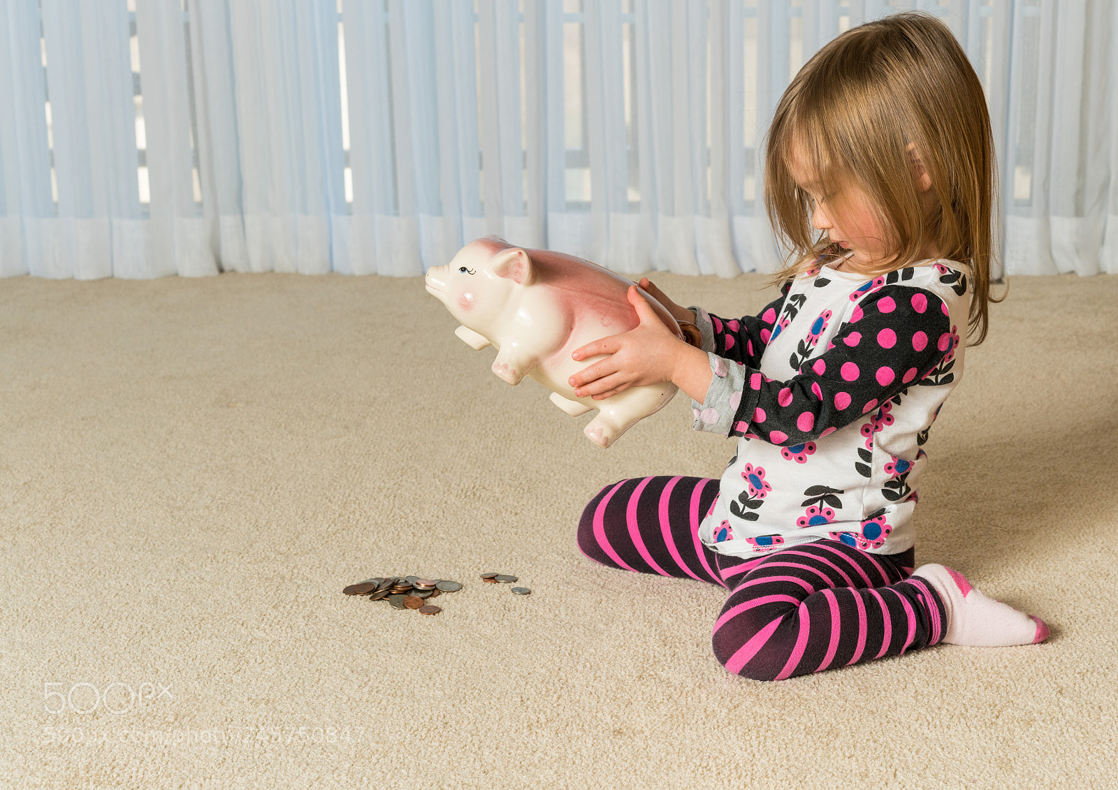 Sony a7R II sample photo. Young toddler getting money photography