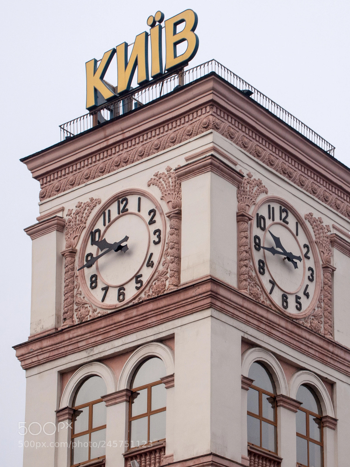 Olympus PEN E-P1 sample photo. Clock tower photography
